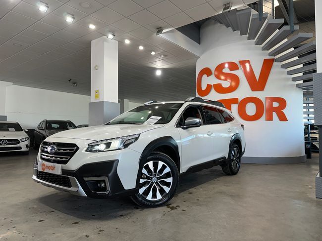 Foto del SUBARU Outback 2.5i Executive Plus S Black Edition CVT