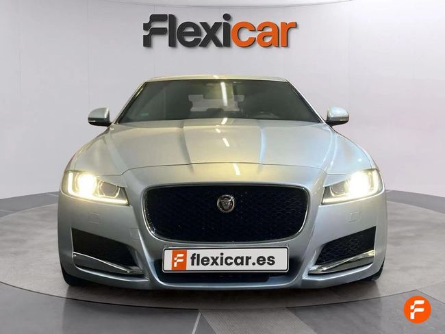 Foto del JAGUAR XF 2.0i4D R-Sport Aut. 180