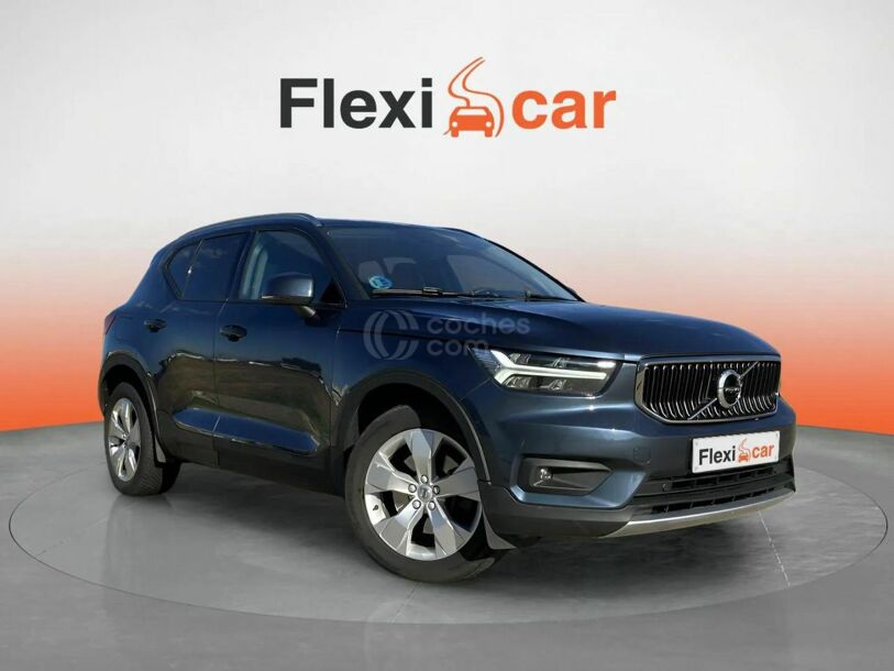 Foto del VOLVO XC40 B4 Momentum Pro AWD Aut.