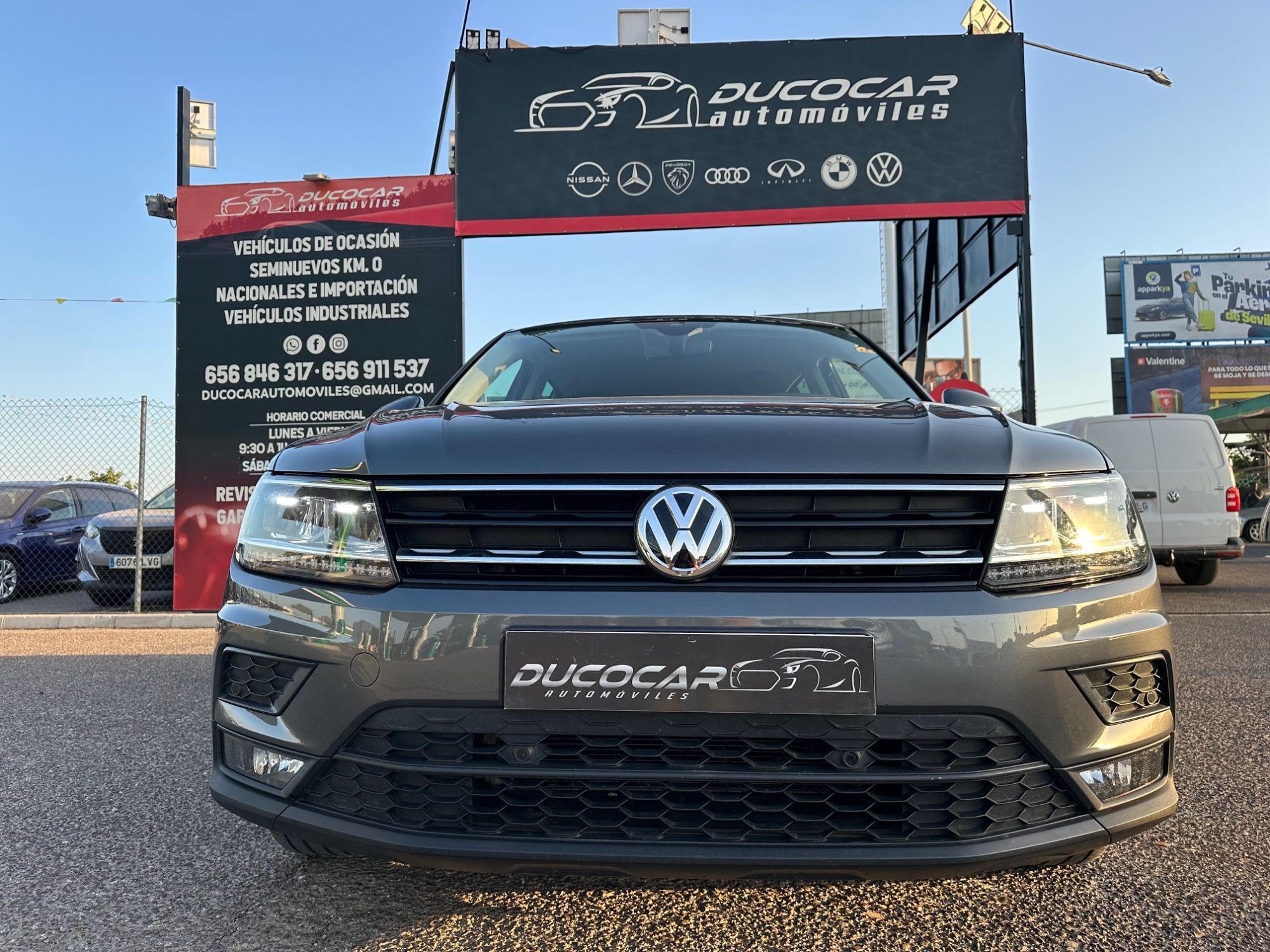 VOLKSWAGEN Tiguan (2.0TDI Life DSG 110kW) en Sevilla