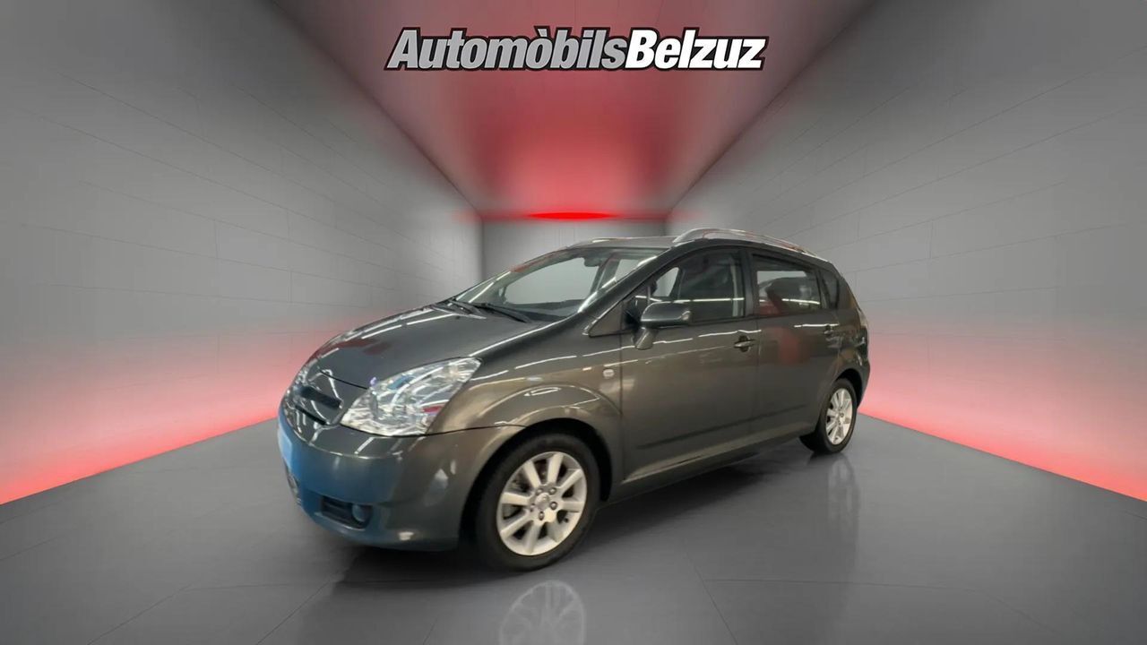 TOYOTA Corolla (1.8 VVT-i Luna 95 kW (129 CV)) en Barcelona
