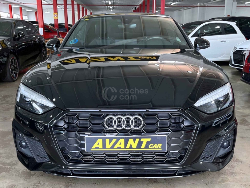 Foto del AUDI A5 Coupé 40 TFSI Black line S tronic