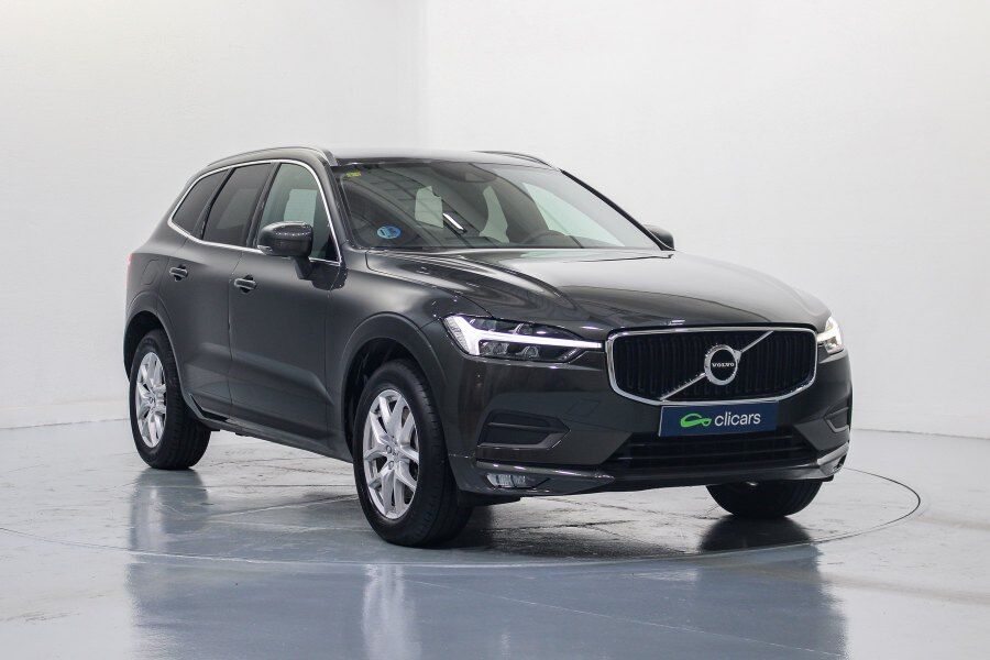 Foto del VOLVO XC60 B4 Momentum Pro FWD Aut.