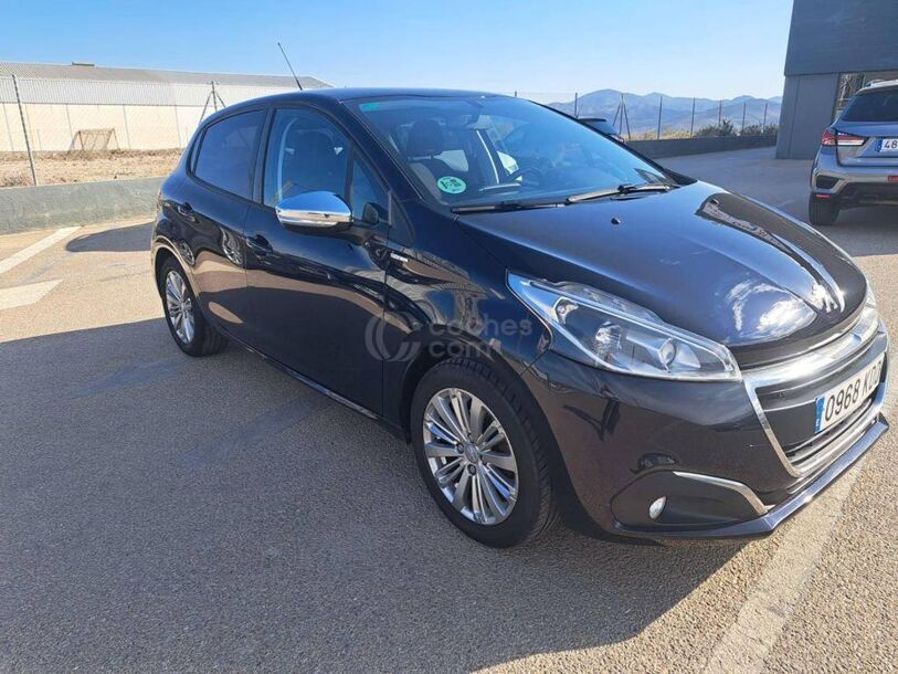 Foto del PEUGEOT 208 1.2 PureTech S&S Active 82