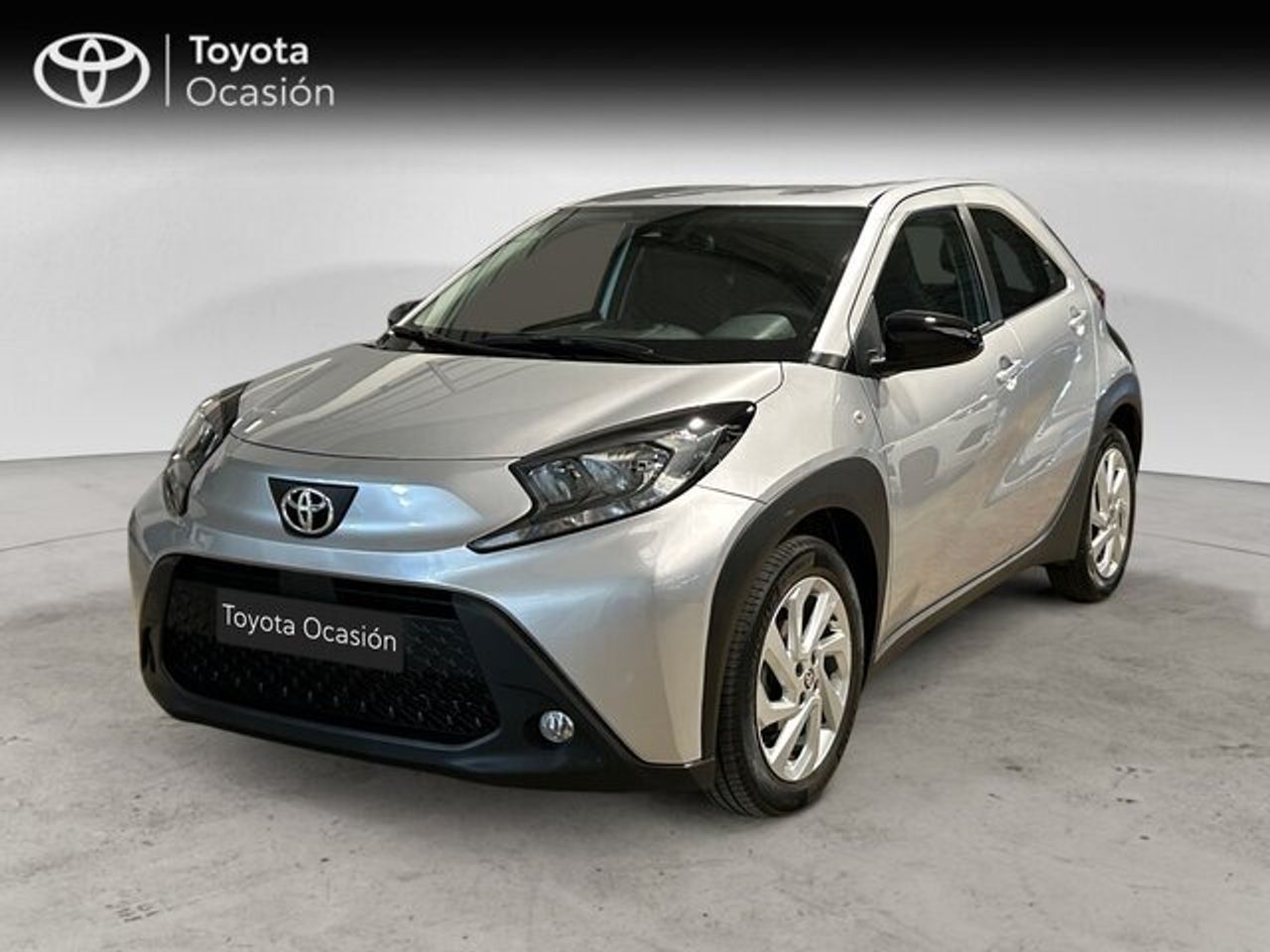 TOYOTA Aygo X Cross (5 Puertas Play 70 Manual 5v) en Valencia