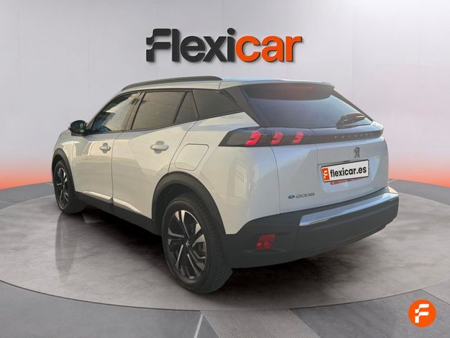 Foto del PEUGEOT 2008 GT Line Eléctrico 100kW