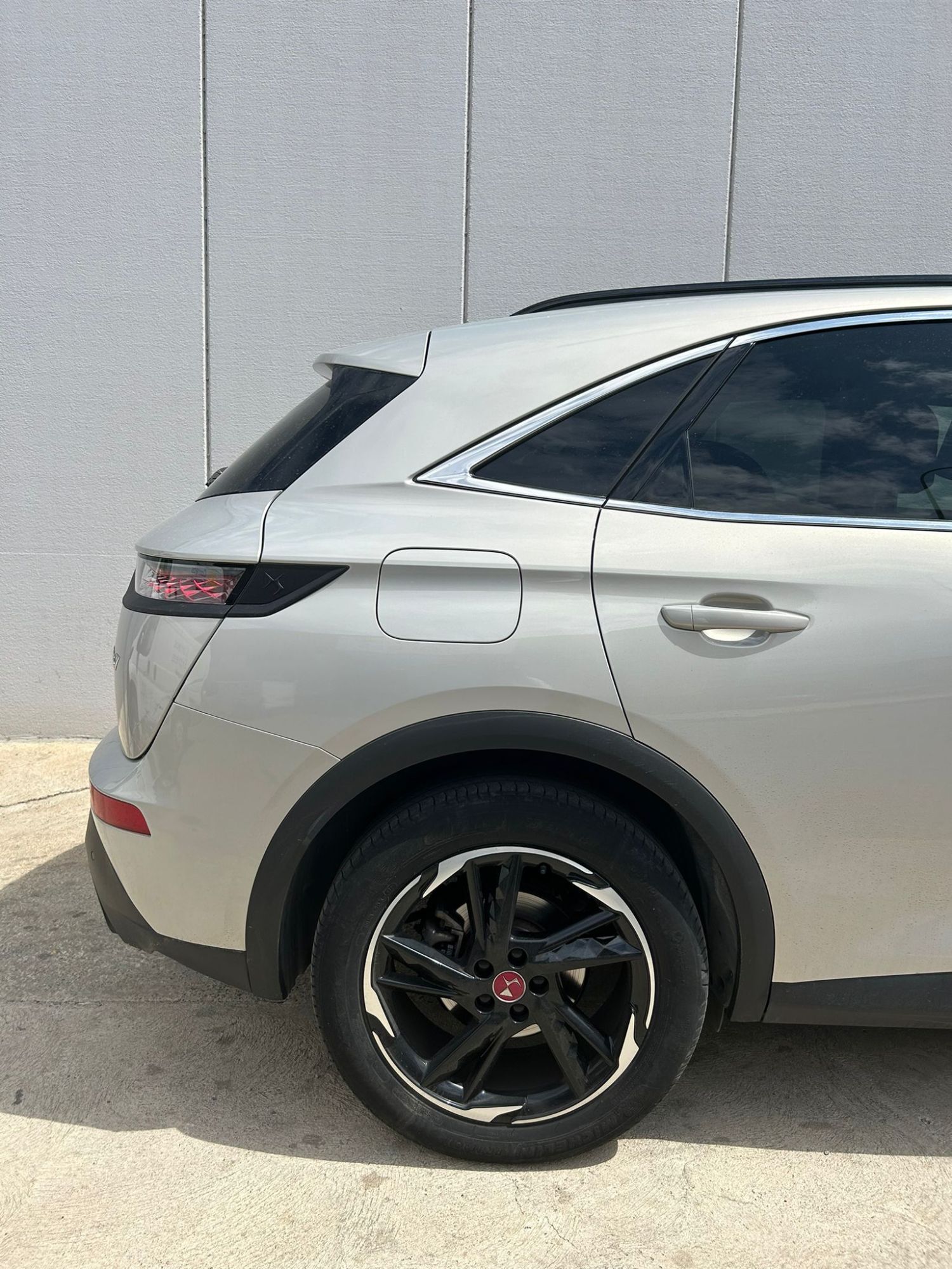 Foto del DS DS 7 Crossback 1.5BlueHDi Performance Line + Aut.