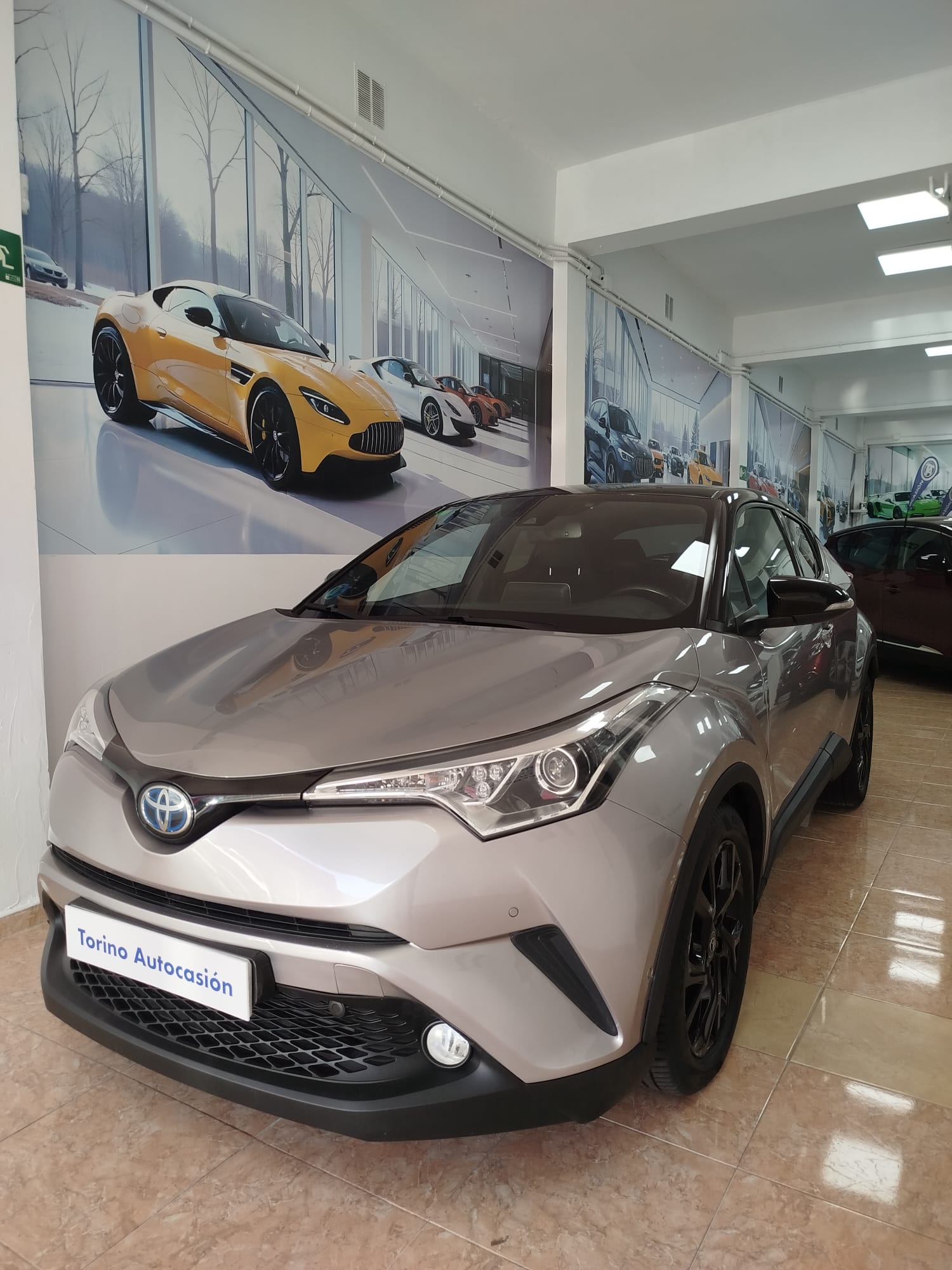 Foto del TOYOTA C-HR 125H Advance