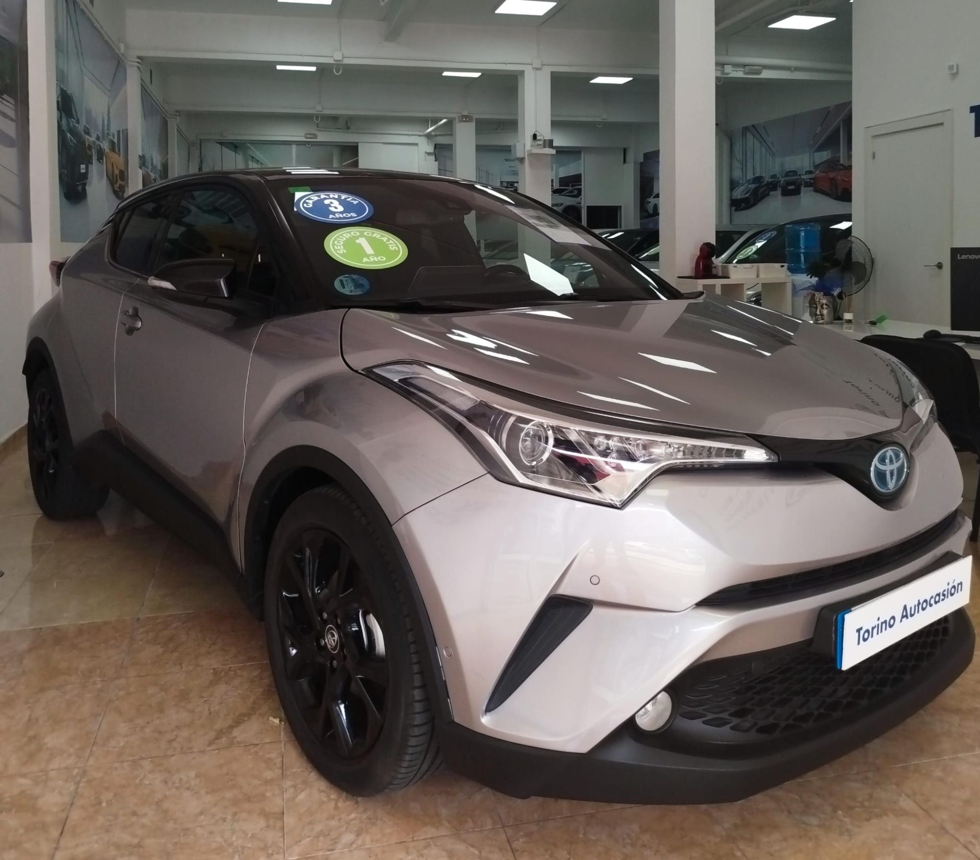 Foto del TOYOTA C-HR 125H Advance