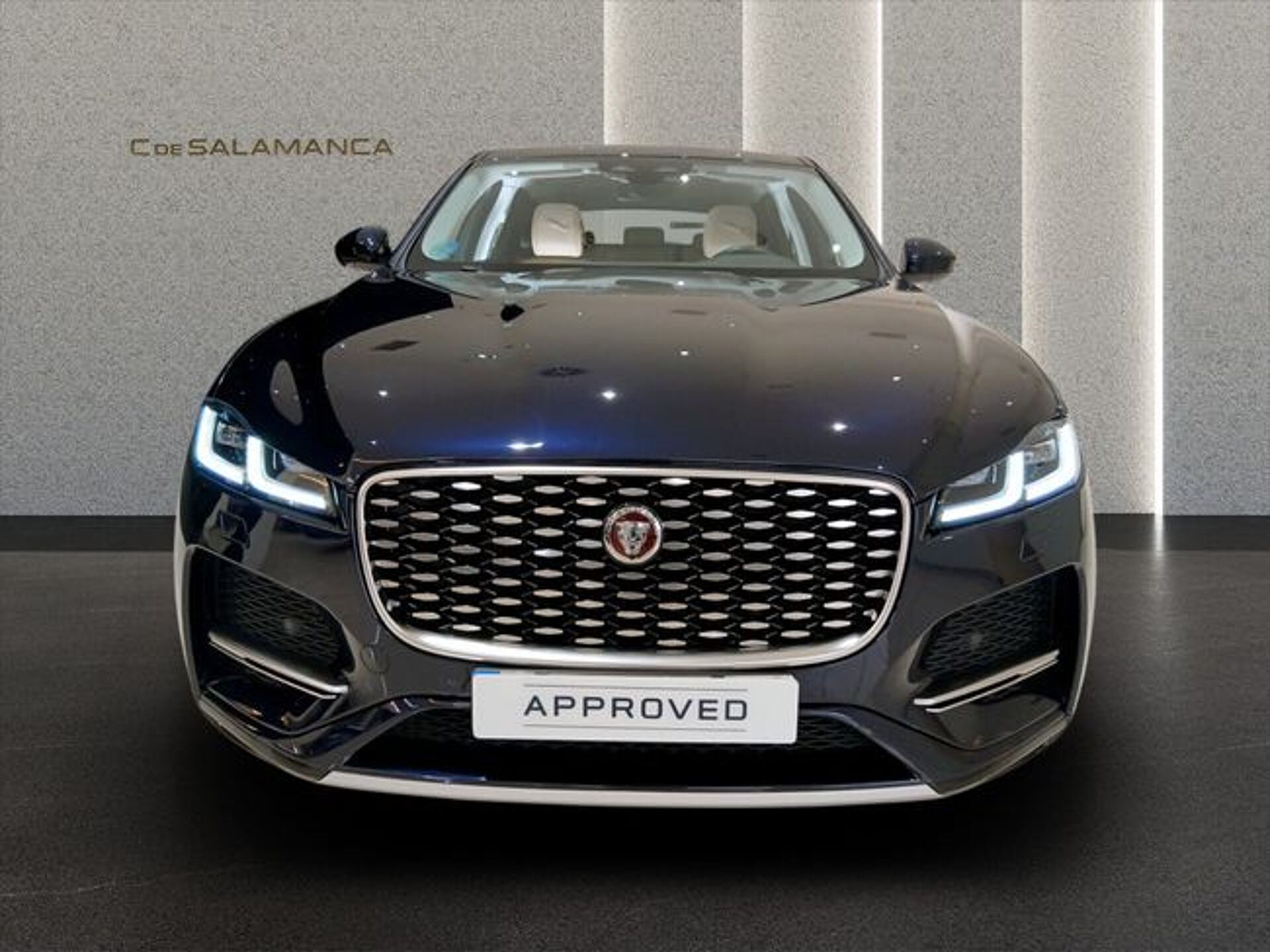 Imagen 2 de JAGUAR F-Pace