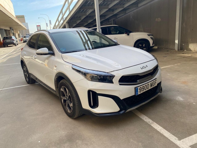 Foto del KIA XCeed 1.6 MHEV iMT Drive 136