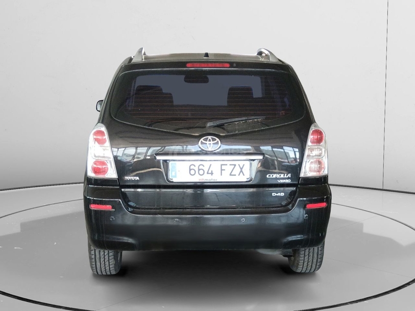 Foto del TOYOTA Corolla Verso 2.2D4D Luna