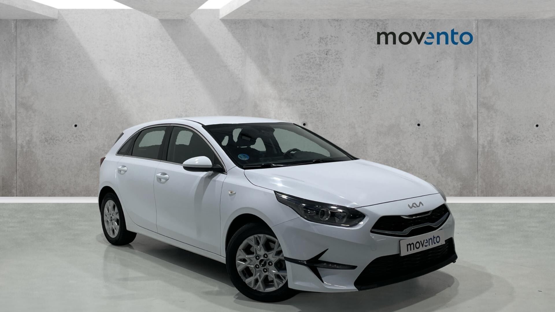 KIA Ceed (1.6 MHEV iMT Drive 100 kW (136 CV)) en Barcelona