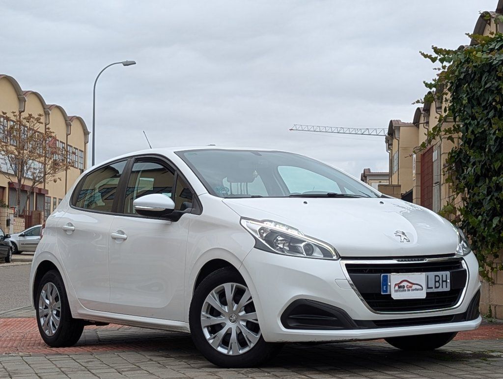PEUGEOT 208 (1.5 BlueHDi S&S Active 100) en Madrid