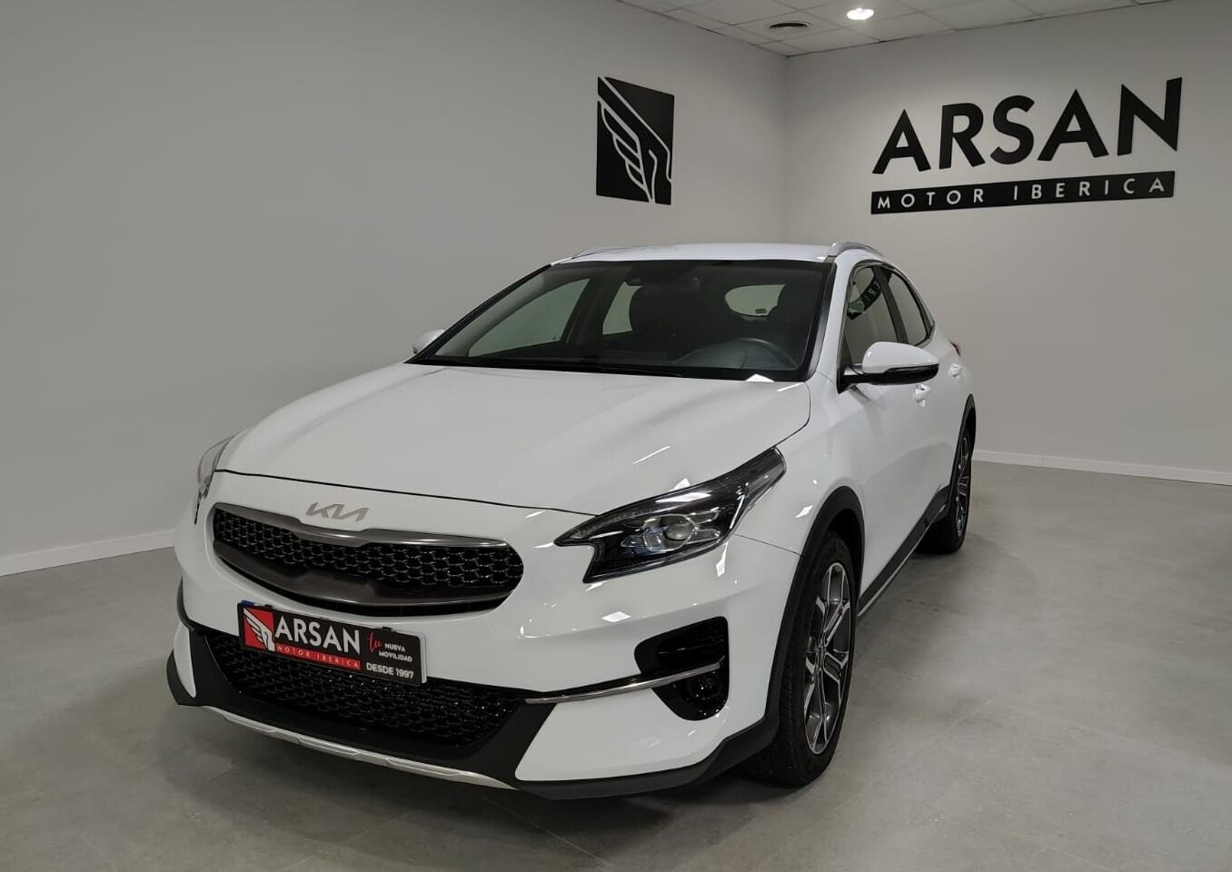 KIA XCeed (1.0 T-GDi Tech 88kW (120CV)) en Valencia