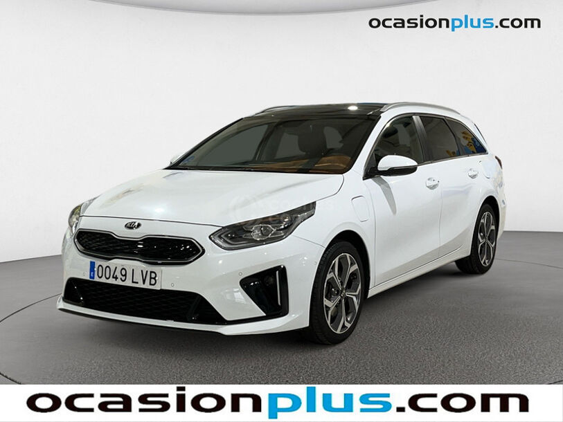 Foto del KIA Ceed Tourer 1.6 PHEV eMotion Aut.