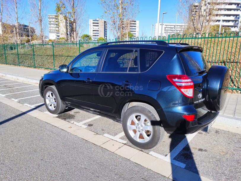 Foto del TOYOTA RAV-4 2.2D-4D Advance 4x2