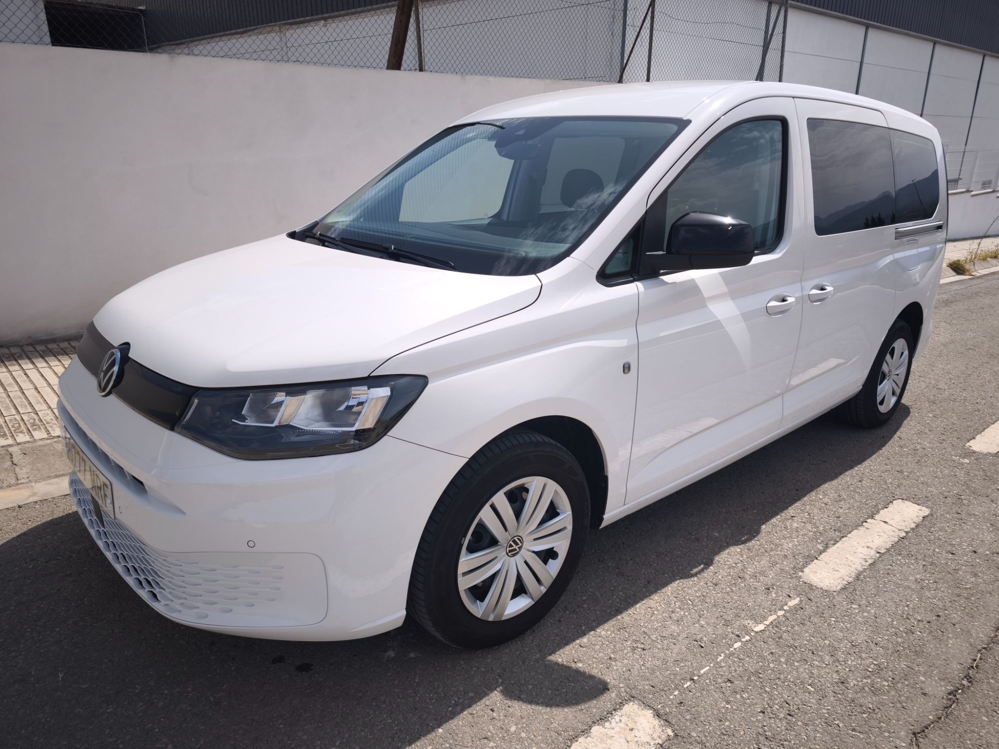 Foto del VOLKSWAGEN Caddy 2.0TDI Origin 102