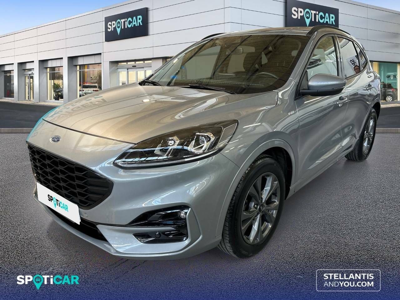 FORD Kuga (  1.5T EcoBoost 110kW (150CV) ST-Line) en Barcelona