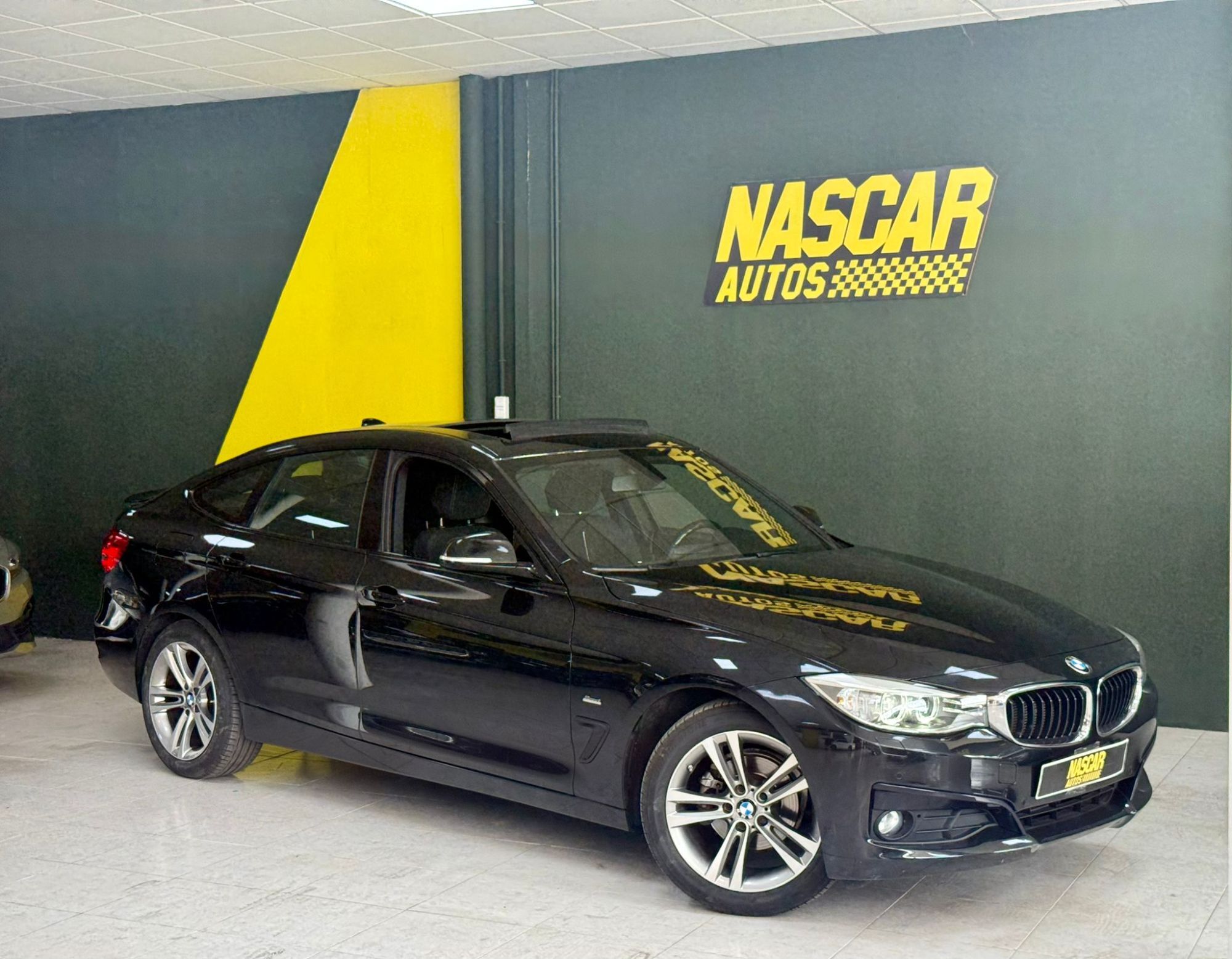 BMW Serie 3 (318d Gran Turismo) en Valencia