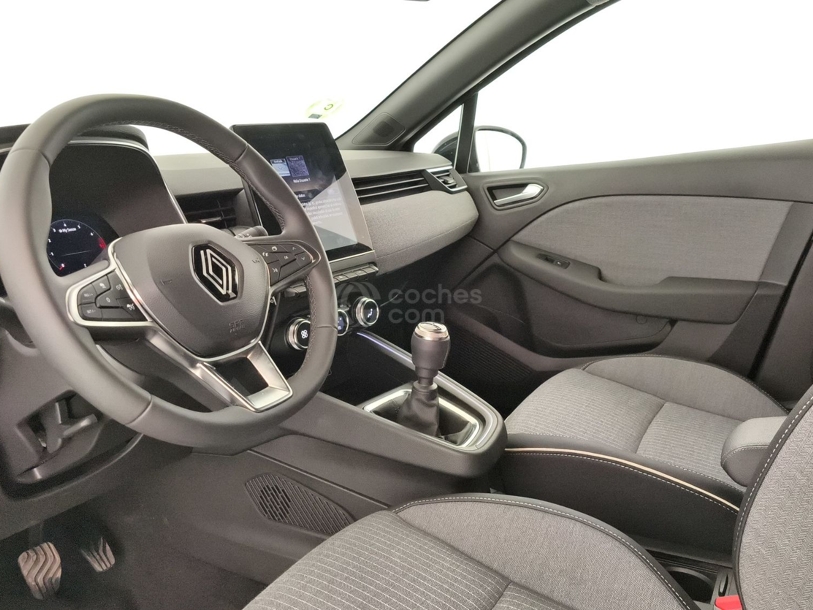 Foto del RENAULT Clio TCe Techno 67kW