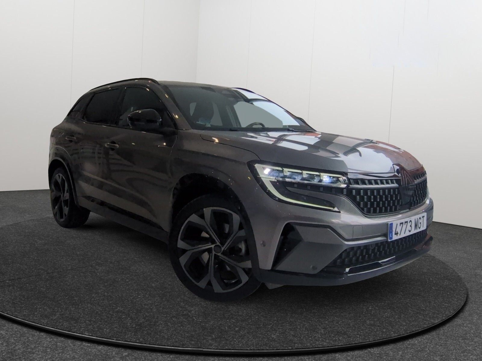 RENAULT Austral (1.2 E-TECH HEV 147KW TECHNO ESPRIT ALPIN 5P) en Sevilla