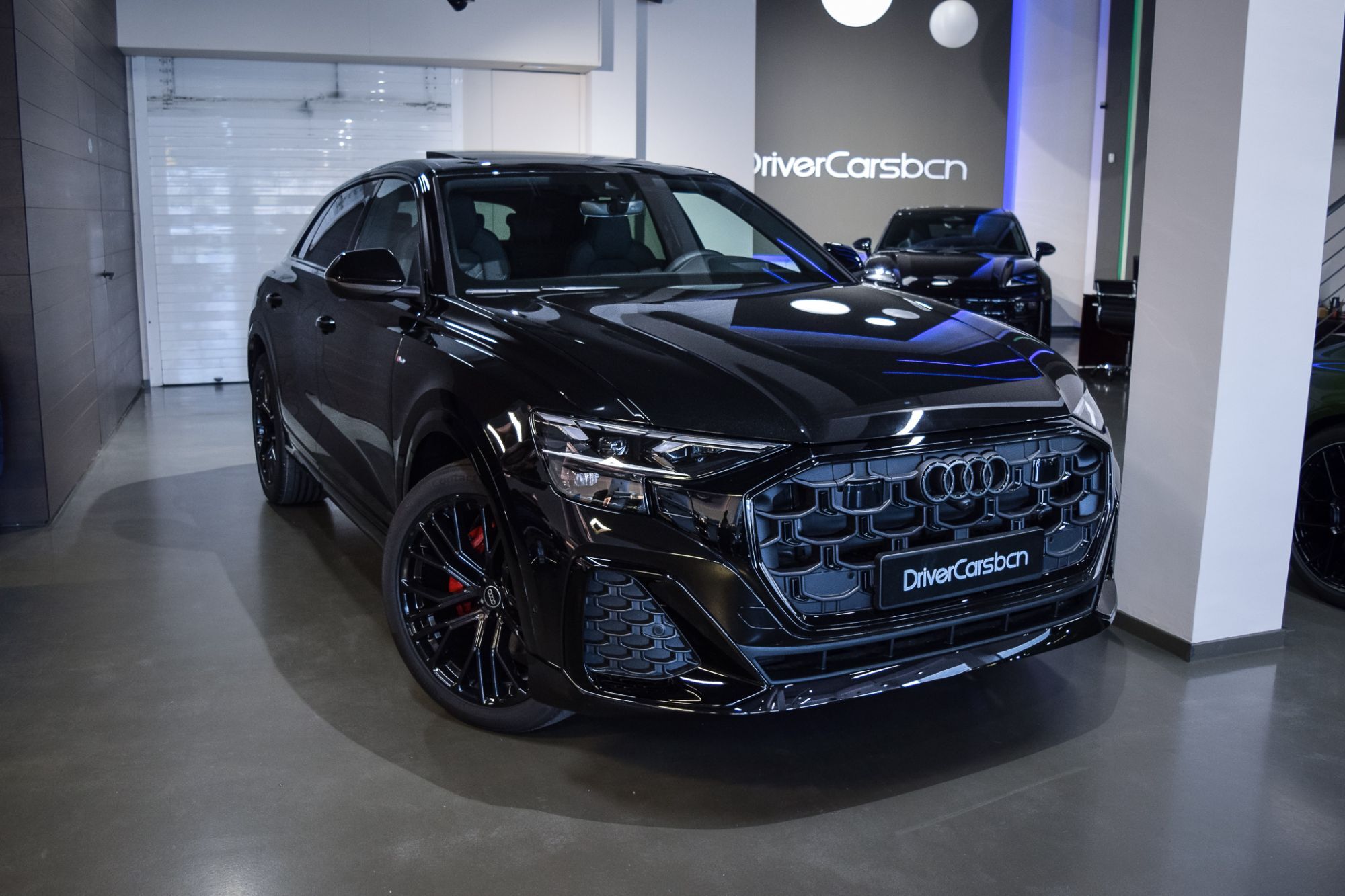 AUDI Q8 (50 TDI S line quattro tiptronic) en Barcelona