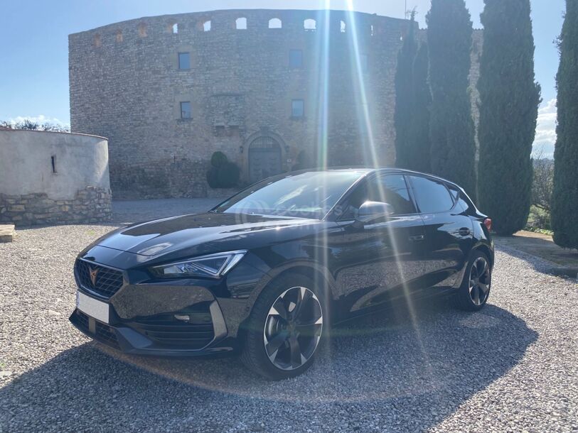 Foto del CUPRA León 1.5 ETSI DSG 110Kw