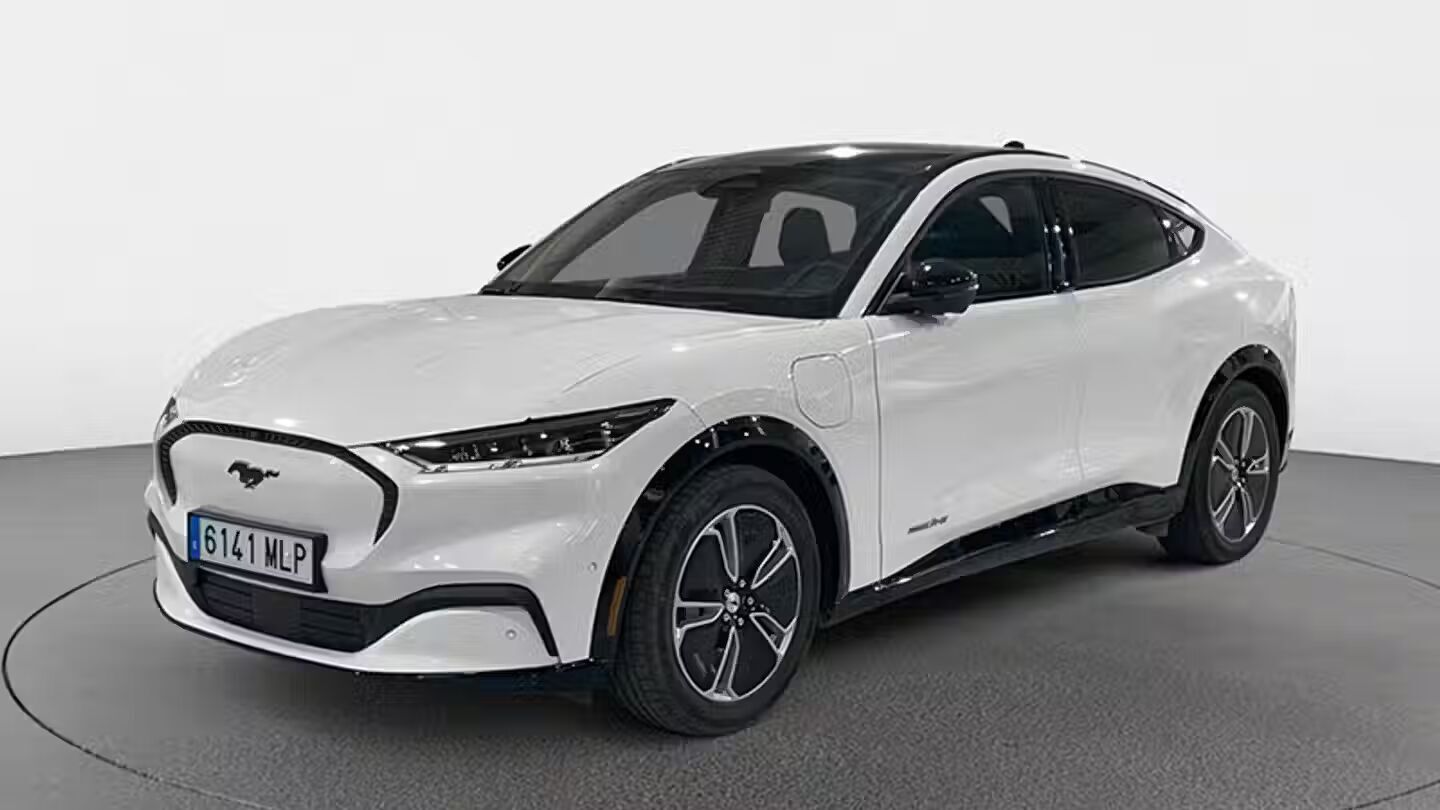 Foto del FORD Mustang Mach-E Base RWD Rango estandar