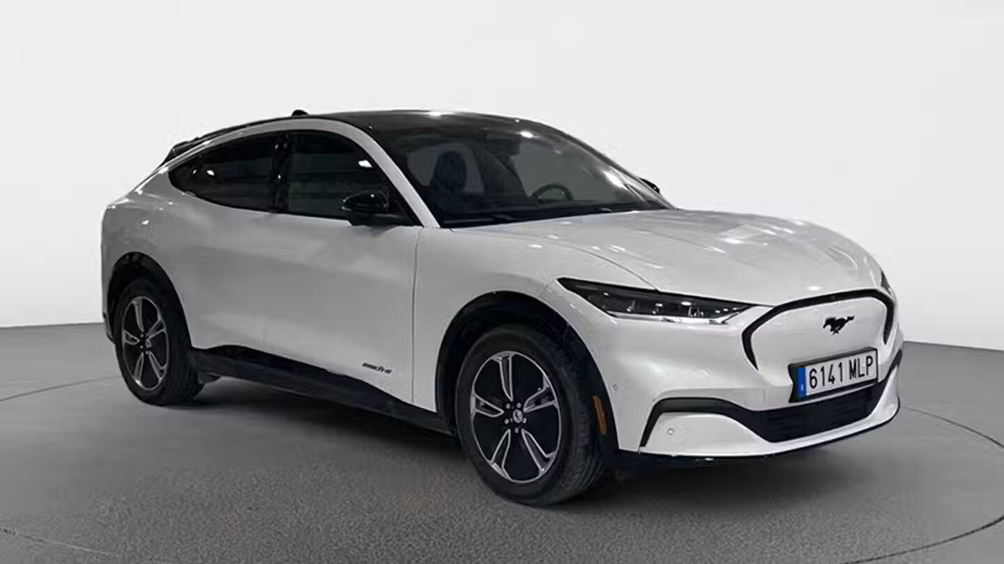 Foto del FORD Mustang Mach-E Base RWD Rango estandar