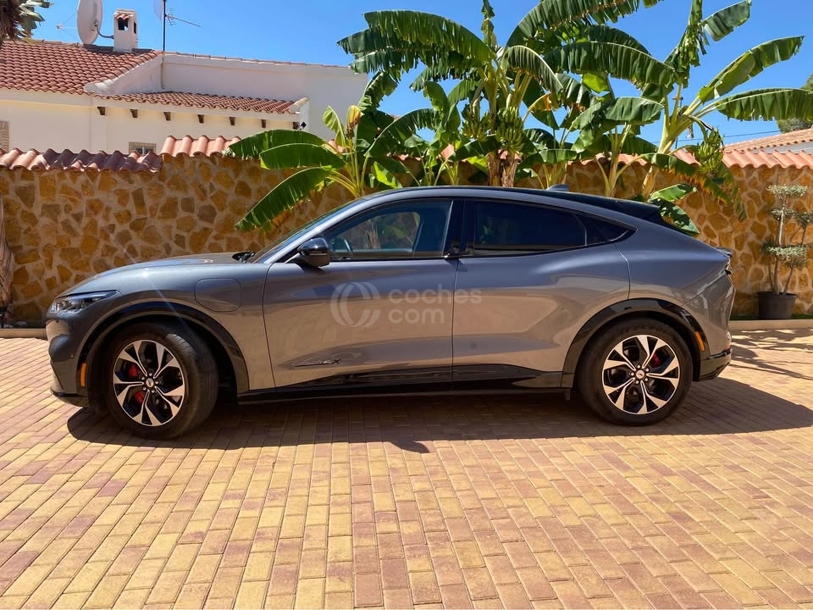 Foto del FORD Mustang Mach-E RWD Rango estandar