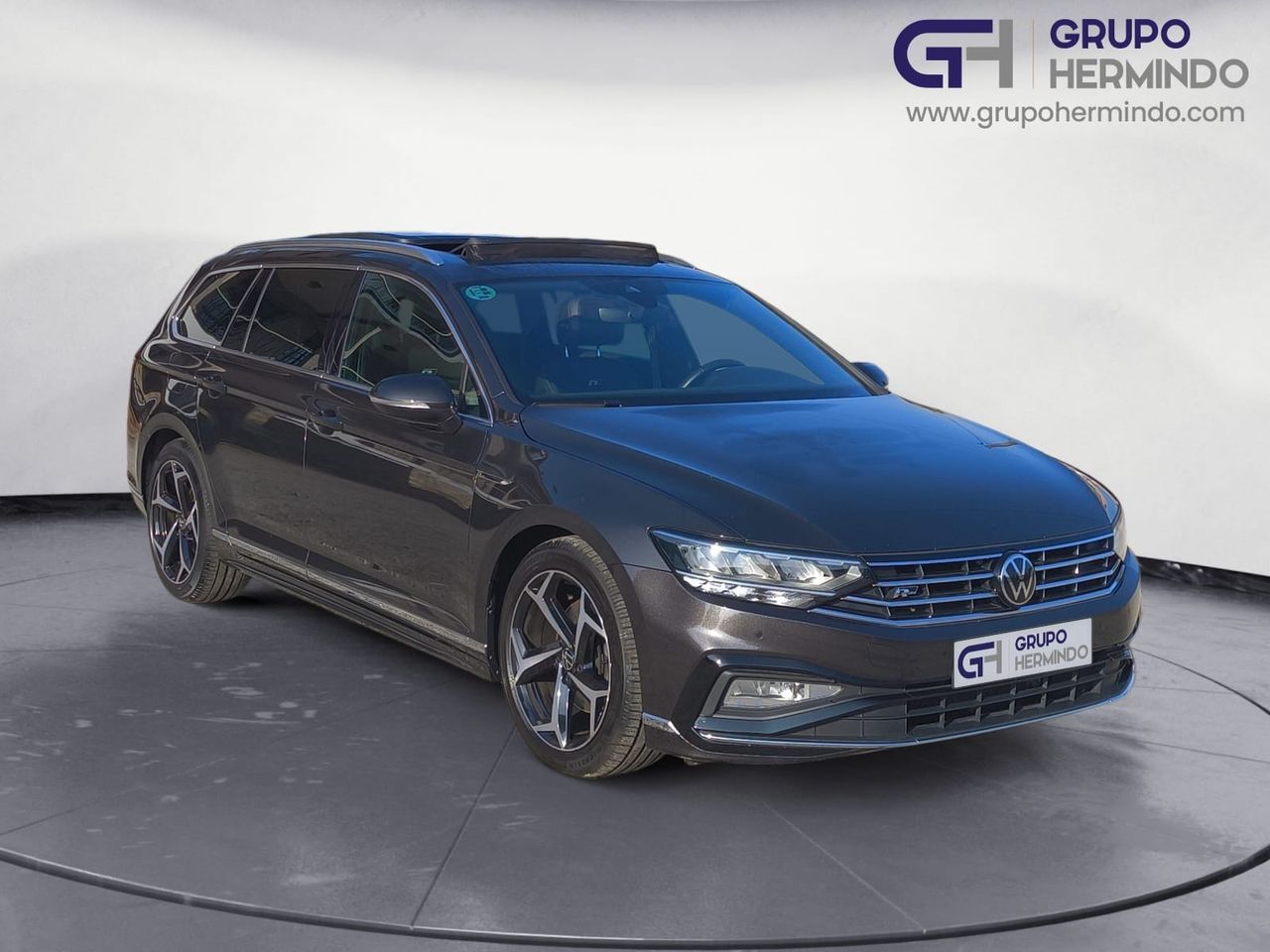 Foto del VOLKSWAGEN Passat Variant 2.0TDI EVO R-Line DGS7 110kW