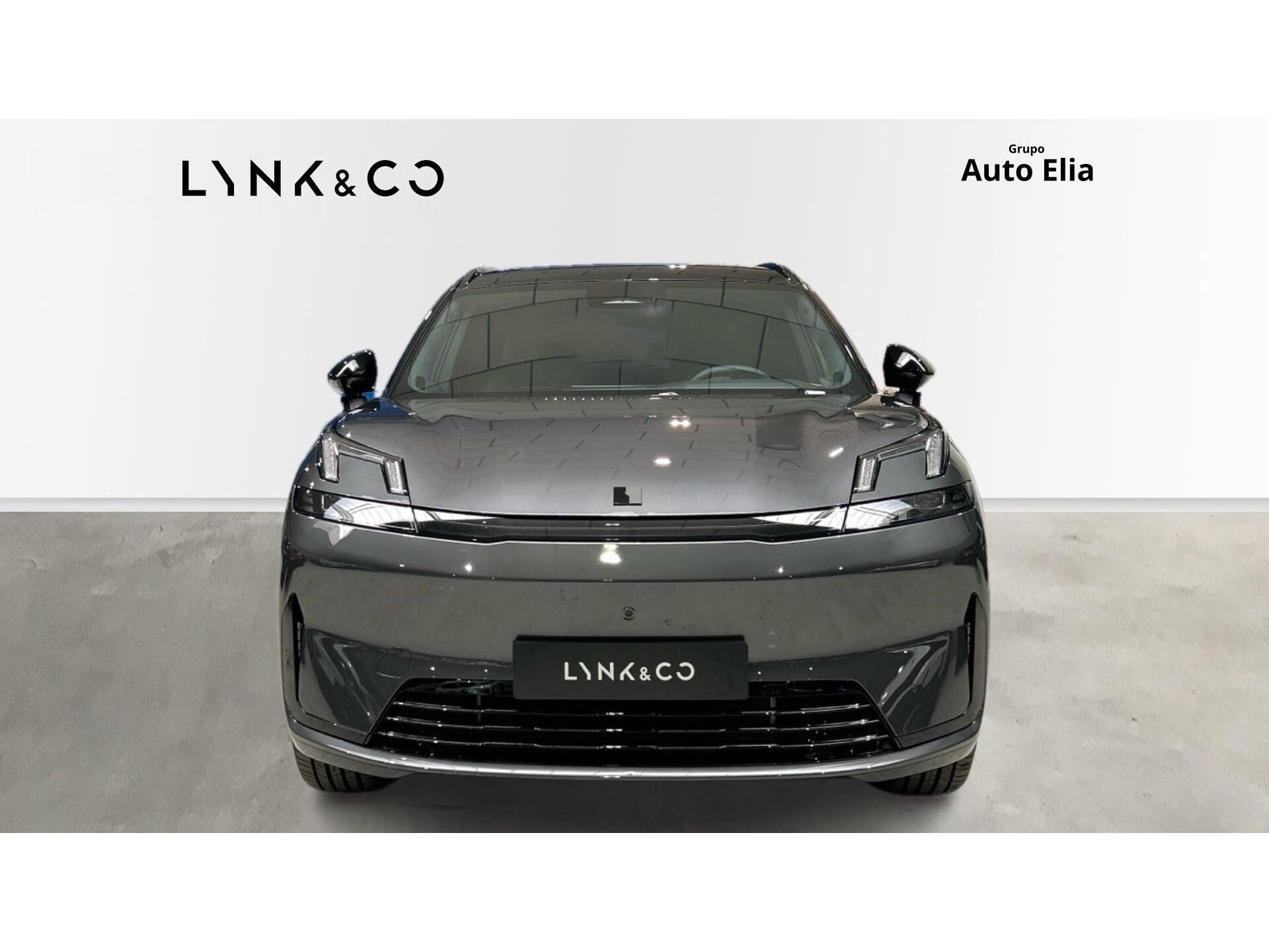 Imagen 3 de LYNK & CO 08