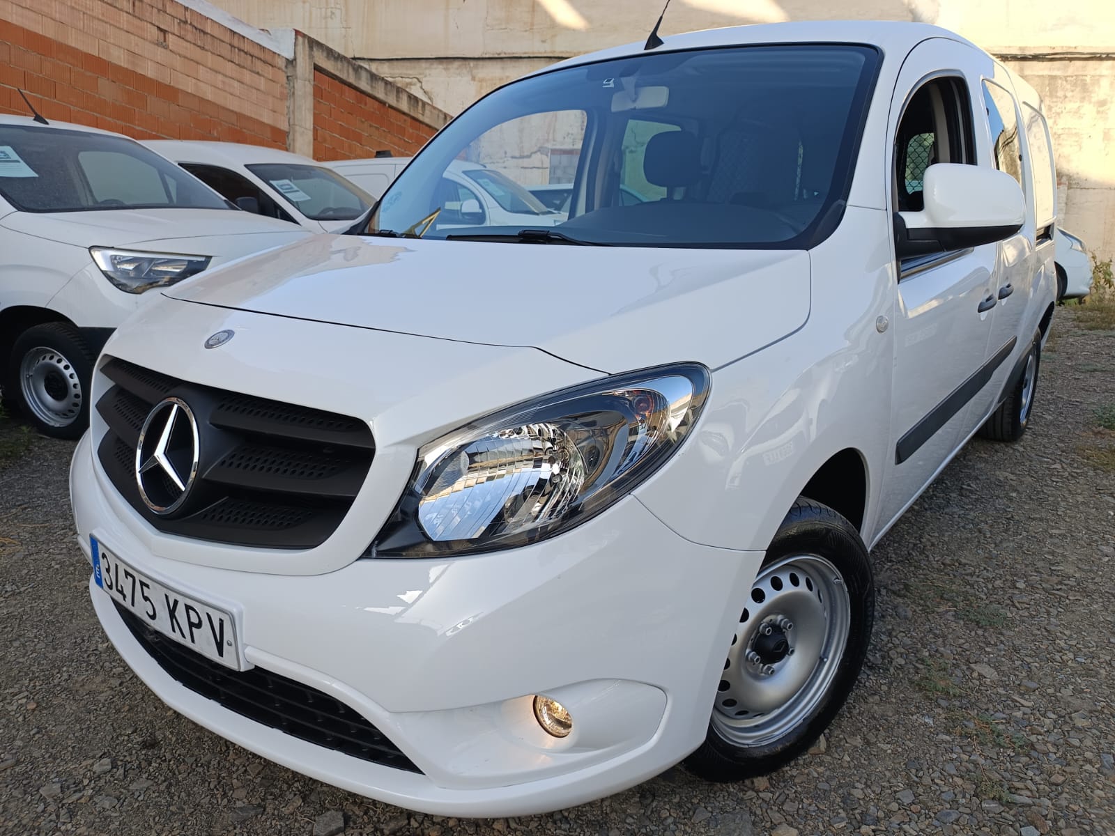MERCEDES Citan (Mixto 111CDI BE Extralargo) en Málaga