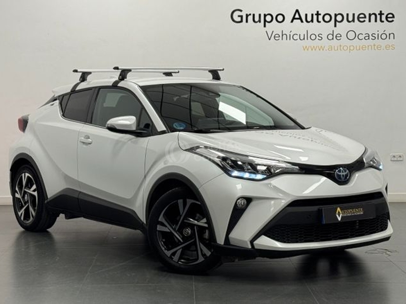 Foto del TOYOTA C-HR 180H Advance