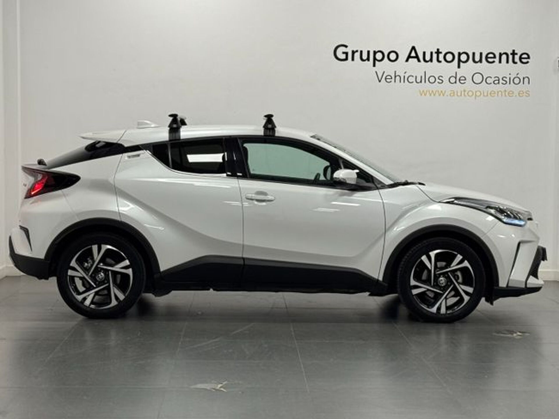 Imagen 2 de TOYOTA C-HR