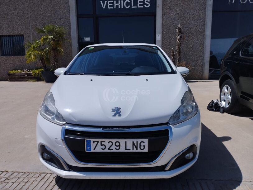 Foto del PEUGEOT 208 1.6BlueHDi Style 100