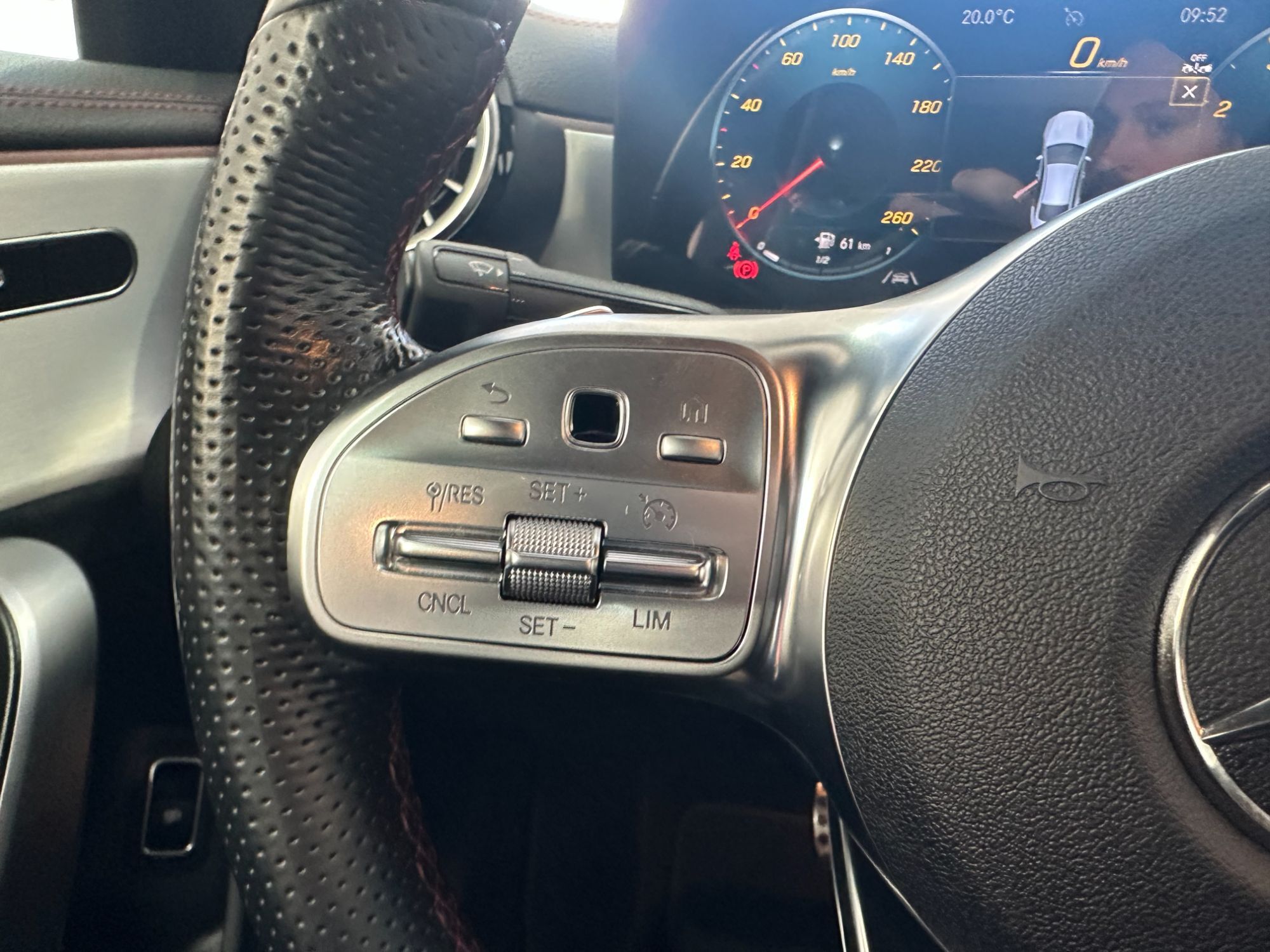 Foto del MERCEDES Clase CLA CLA 200 7G-DCT