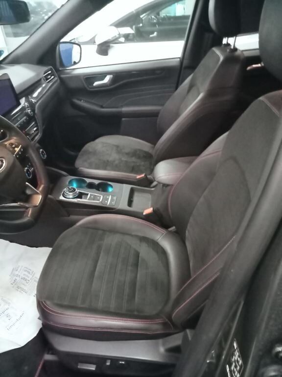 Foto del FORD Kuga 2.5 Duratec PHEV ST-Line X 4x2