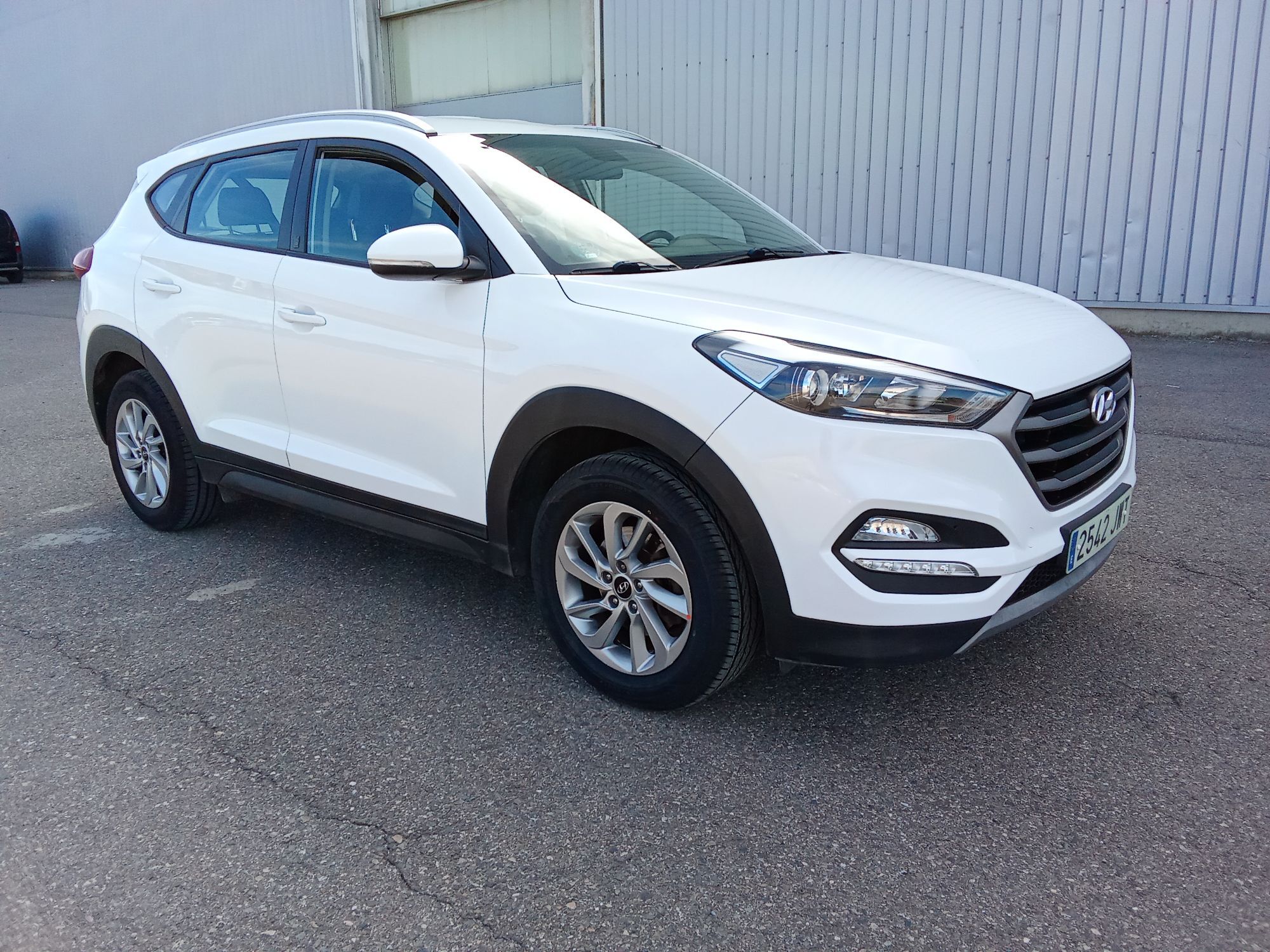 HYUNDAI Tucson (1.7CRDI BD 25A 4x2 115) en Lleida