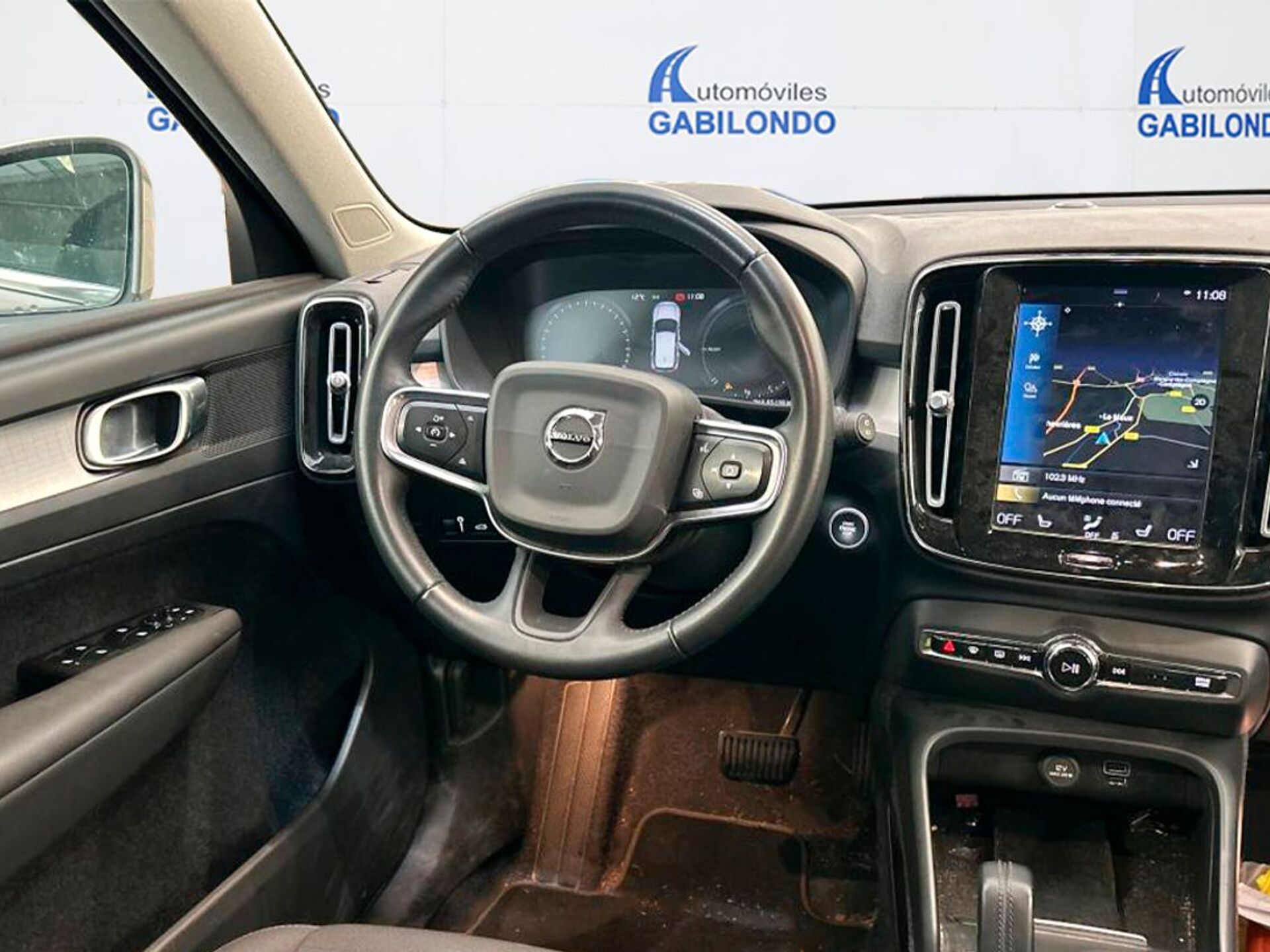 Imagen 3 de VOLVO XC40