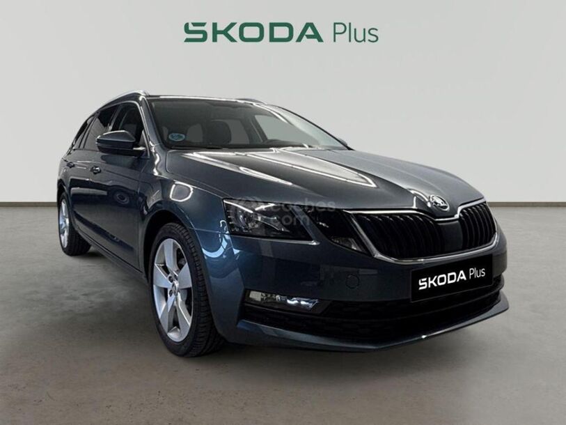 Foto del SKODA Octavia Combi 1.6TDI CR Ambition DSG