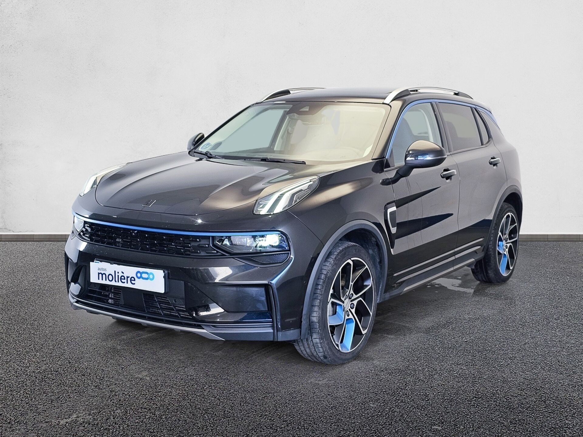 Imagen de LYNK & CO 01
