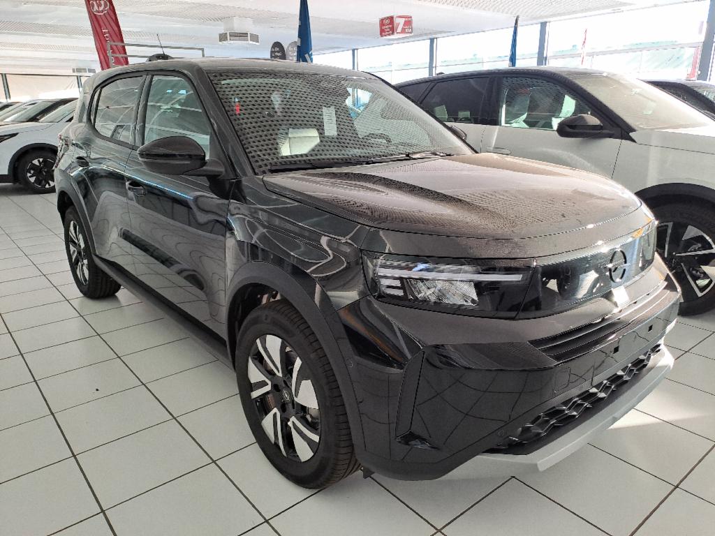 OPEL Frontera (1.2T XHT HYBRID 145CVGS EDCT 5P) en Badajoz