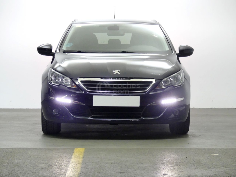 Foto del PEUGEOT 308 SW 1.2 PureTech S&S Style 130