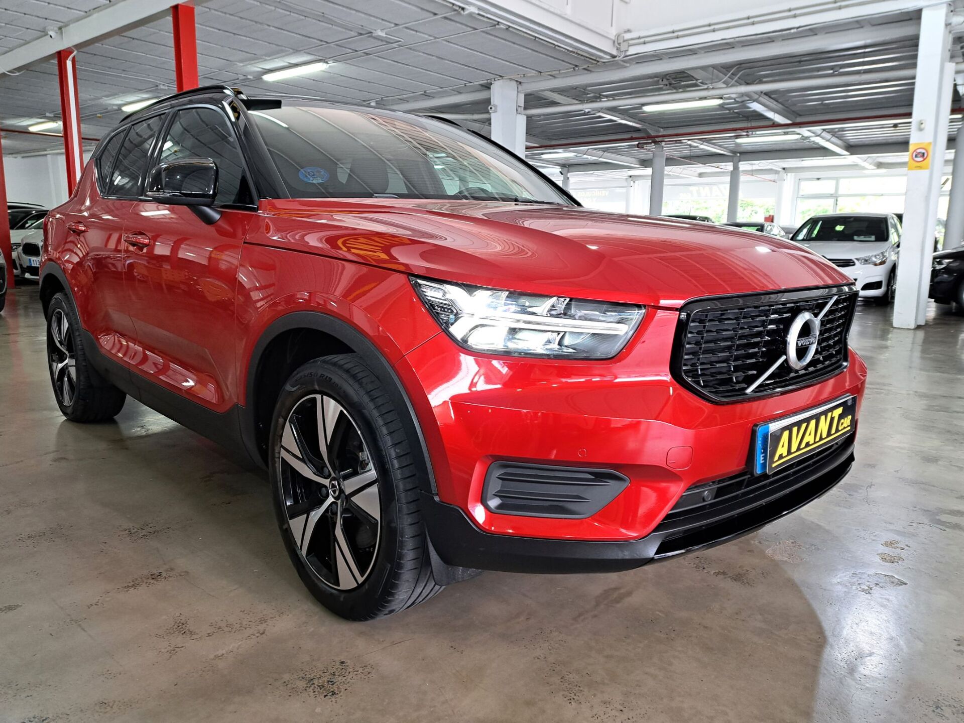 Imagen 3 de VOLVO XC40