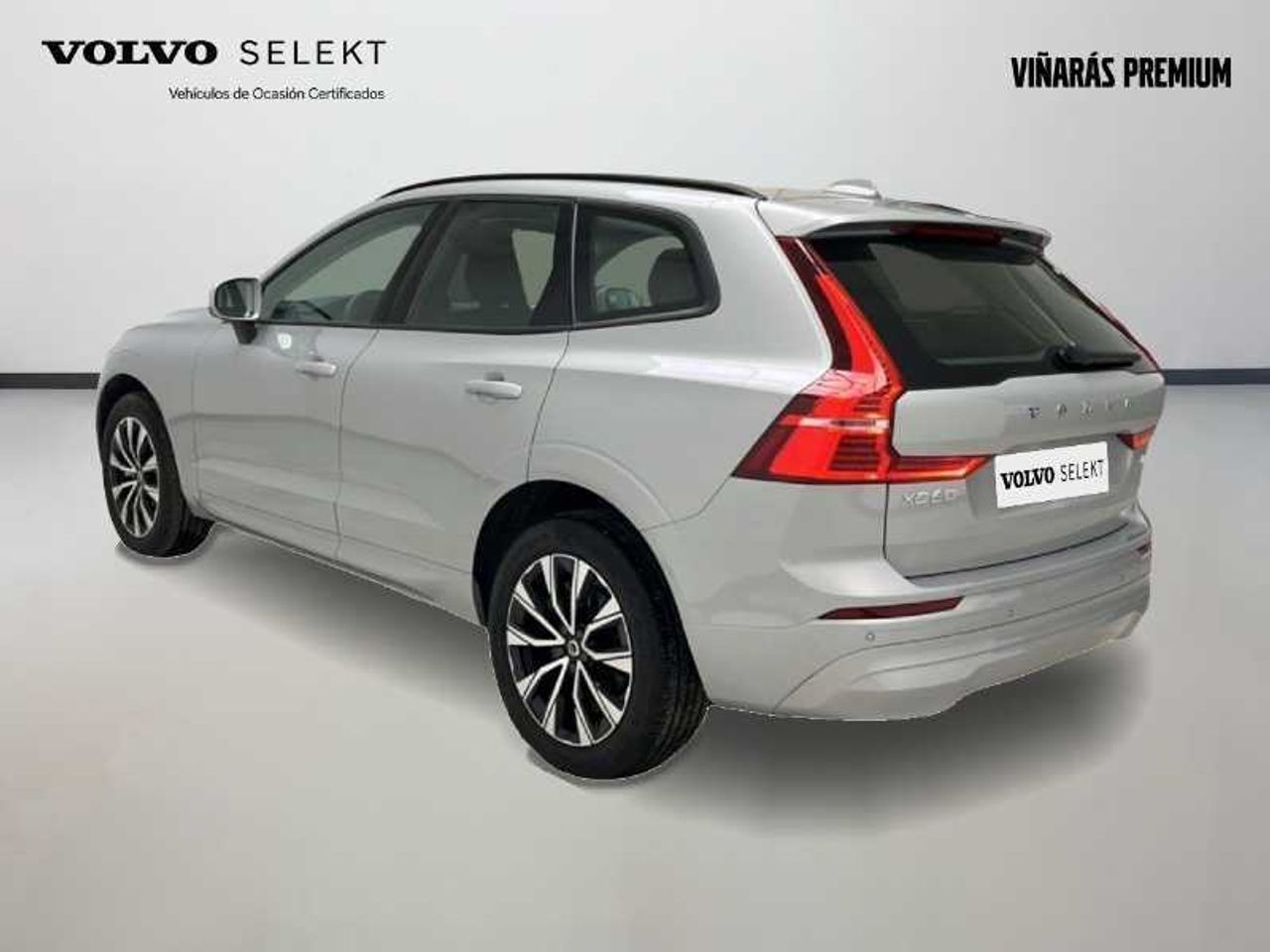 Foto del VOLVO XC60 B4 Essential FWD Aut.