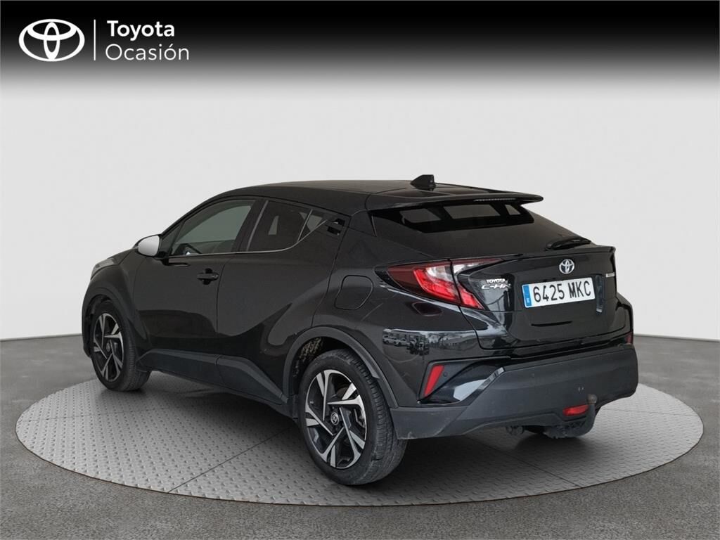 Foto del TOYOTA C-HR 125H Advance