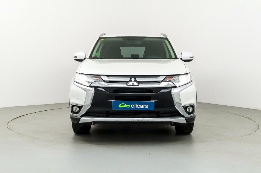 Foto del MITSUBISHI Outlander 220DI-D Motion 2WD 7pl.