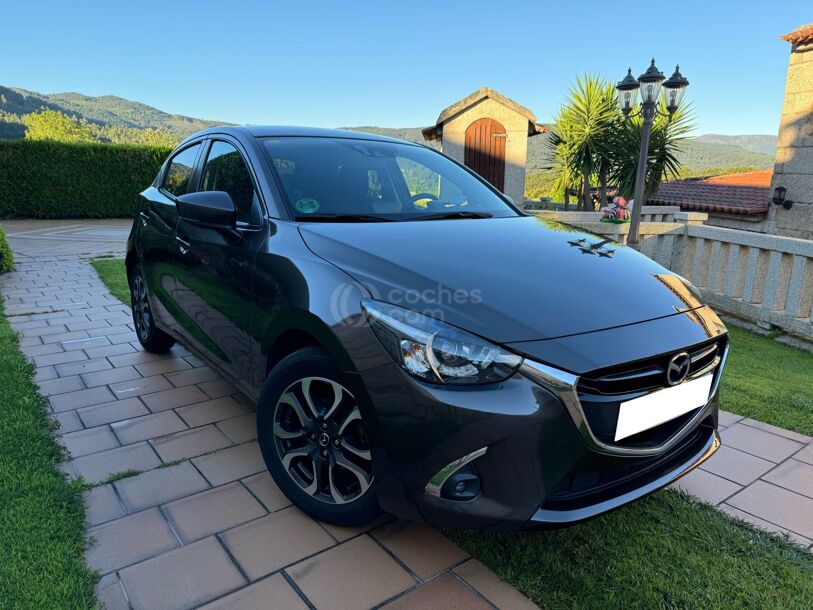 Foto del MAZDA Mazda2 1.5 Luxury Navy 85kW